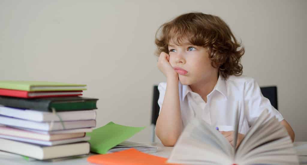 Enfants précoces et dyslexiques, comment les aider ?